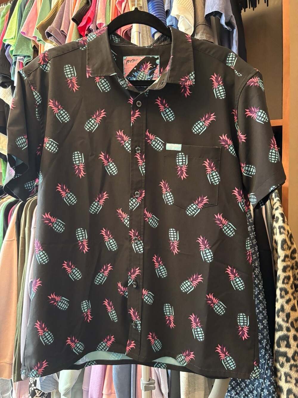 Retro Rifle Painkiller Pineapple Grenade Hawaiian Shirt Size Large